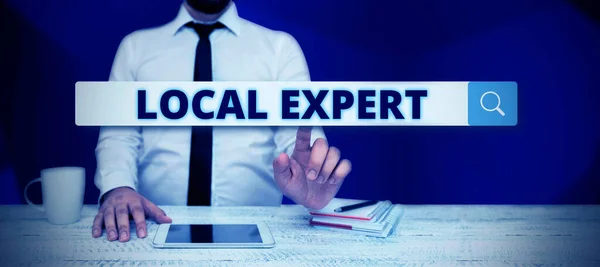 Концептуальный Дисплей Local Expert Business Concept Offers Expertise Assistance Booking — стоковое фото