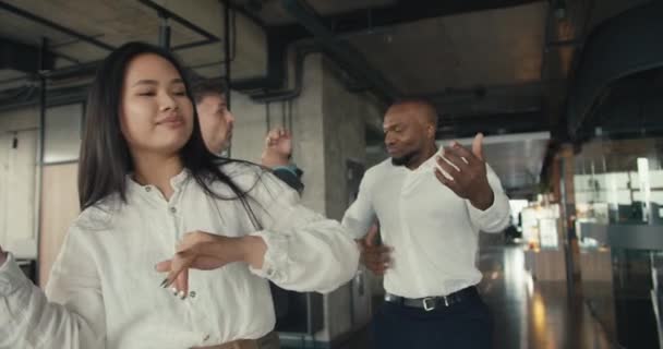 Multiracial Company Office Dancing Honor Successful Cause Happy People Office — Stock Video