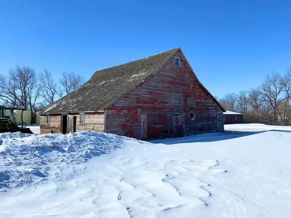 Karda Hollanda gable şeklinde bir ahır