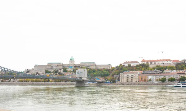 Budapest Ungheria Ottobre 2022 Navi Crociera Con Turisti Sul Danubio — Foto Stock