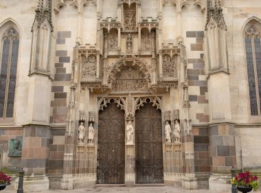 Kosice, Slovakya - 24 Ekim 2022: Slovakya 'nın Kosice kentindeki St. Elisabeth Katedrali