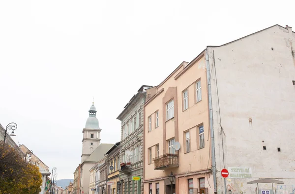 Kosice Slovakia 2022年10月24日 街の中心部の通り — ストック写真