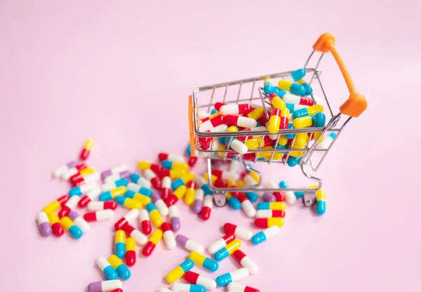 Shopping Cart Pills Tablets Light Background — Zdjęcie stockowe