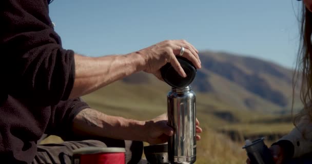 Makes Coffee Picnic Mountains High Quality Footage — Stock Video