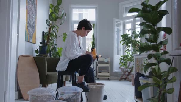 Master Ceramic Arts Passionately Creating Her Cozy Ceramic Studio Moment — Stock Video
