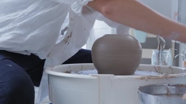 Dig Resa Vördnad Som Konstnärskap Våldsamt Oberoende Kvinnlig Keramik Utvecklas — Stockvideo