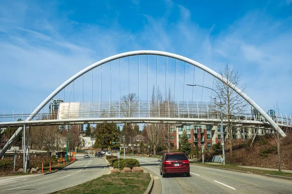 Pasarela Peatonal Sobre Autopista Vancouver Canadá Puente Colgante Acero Sobre —  Fotos de Stock