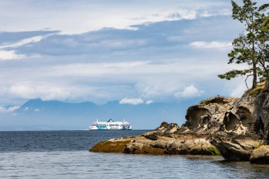 BC Ferries Adası Victoria gemisi güzel Pasifik Okyanusu 'nda. Nanaimo Limanı İngiliz Kolombiyası, Kanada. BC Feribotları Pasifik Okyanusu 'nun batı kıyısındaki adalardan geçiyor. 18.2022