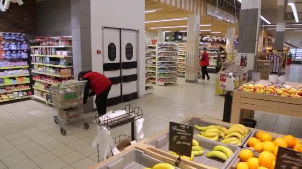 Kyiv Ukraine 2022年1月15日 オープン前のスーパーマーケットの営業所 スーパーマーケット ハイパーマーケット スーパーマーケット — ストック動画