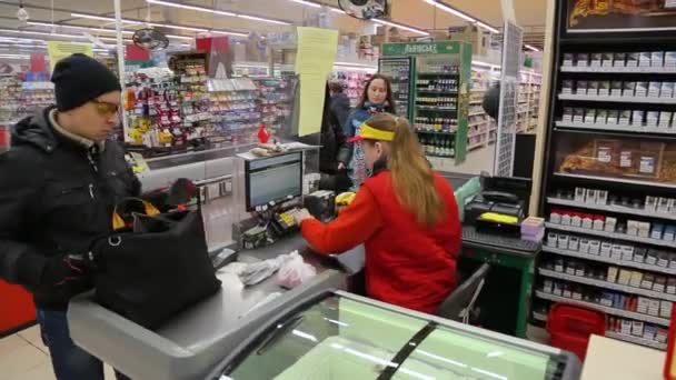 Kiew Ukraine Januar 2022 Einkäufer Der Supermarktkasse Supermarkt Hypermarkt Supermarkt — Stockvideo