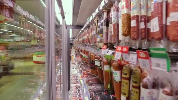 Kyiv Ukraine Ιανουαριου 2022 Ψυγεία Τρόφιμα Στο Σούπερ Μάρκετ Σούπερ — Αρχείο Βίντεο