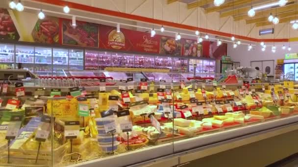 Kyiv Ukraine Ocak 2022 Süpermarkette Peynir Bölümü Açılıştan Önce Bir — Stok video