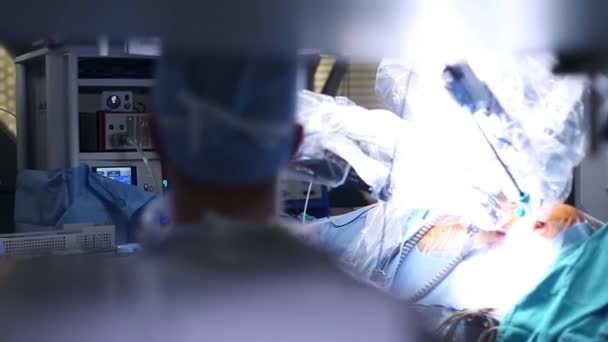 Operatiekamer Van Robot Een Robot Voor Chirurgische Operaties Een Robotoperatie — Stockvideo