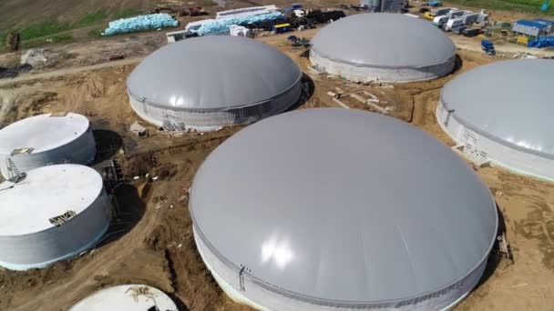 Eine Luftaufnahme Des Baus Einer Modernen Biogasanlage Biogasanlage Ökologische Produktion — Stockvideo