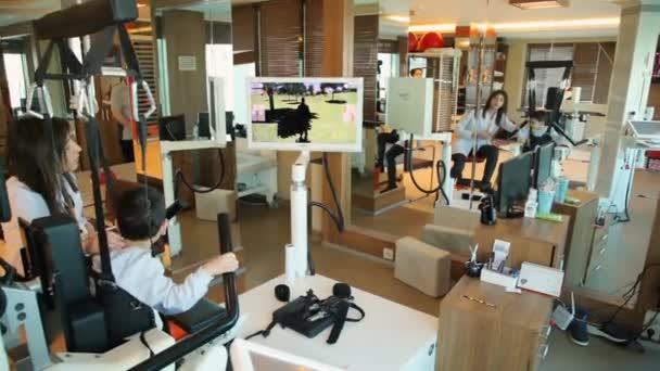 Стэнбул Тёрки Мая 2022 Года Медицинский Робот Медицинский Ходячий Робот — стоковое видео