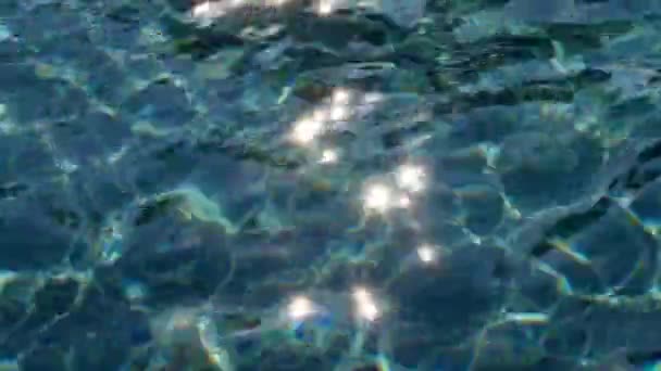 Erstaunliches Kristallblaues Wasser Natur Hintergrund Die Farbe Des Wassers Und — Stockvideo