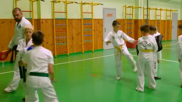 Kyiv Ukraine November 2023 Kindertaekwondo Kinderen Bereiden Zich Voor Een — Stockvideo
