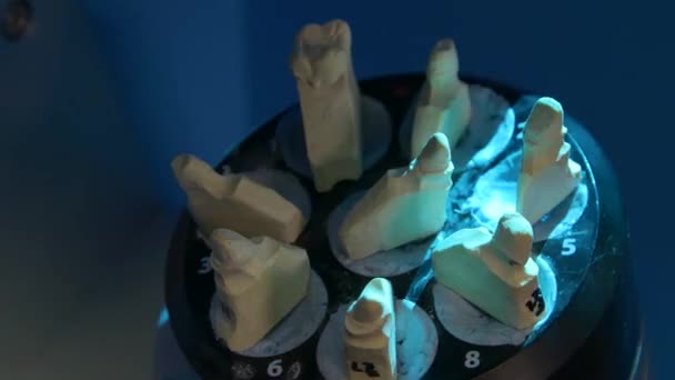 Σάρωση Εκμαγείων Τρισδιάστατο Σαρωτή Για Την Κατασκευή Οδοντοστοιχιών Κατασκευή Κεραμικών — Αρχείο Βίντεο