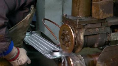 Elektrikli ısıtıcılar ve yağ ısıtıcıları için radyatör üretiyorum. Yağ ısıtıcıları.