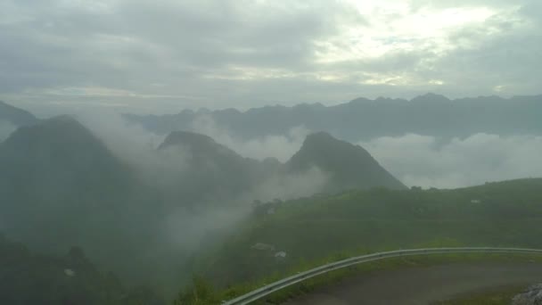 Luchtfoto Video Door Drone Morgens Berg Tam Son Stad Quan — Stockvideo