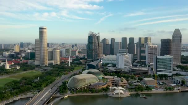 2018 Singapore 항공은 싱가포르 다운타운에 지구를 에스파냐 — 비디오
