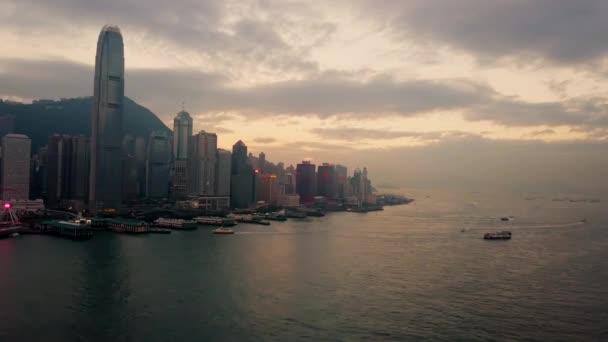 Беспилотник Aerial View Снятый Видео Современные Небоскребы Гонконге Здания Гонконге — стоковое видео