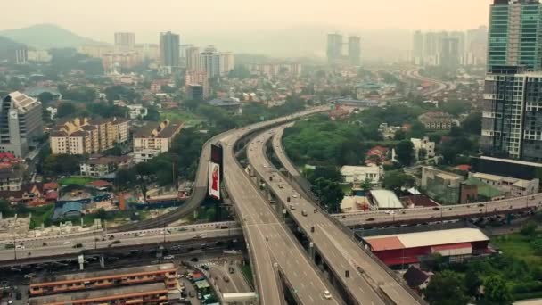 Drone Luchtfoto Beelden Van Kuala Lumpur Stad Snelweg Bij Zonsondergang — Stockvideo