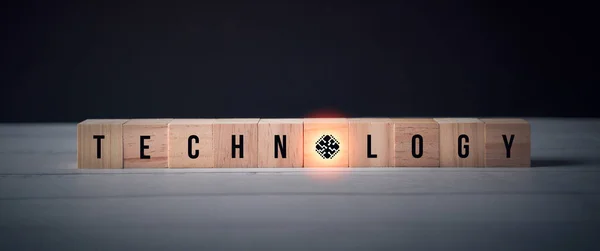Technologie Wort Auf Holzblock Geschrieben Digitale Geschäftsinformationen Moderne Technologische Entwicklung — Stockfoto
