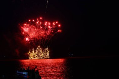 Nakhon Phanom Eyaletinde tekne akışı geleneği