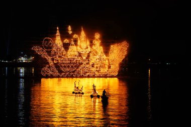 Nakhon Phanom Eyaletinde tekne akışı geleneği