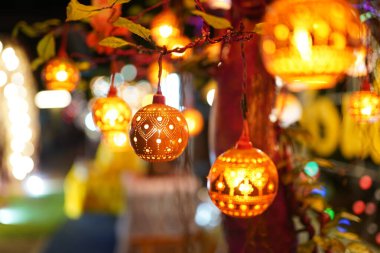 Yasothon Eyaleti 'nde yangın tuka geleneği.