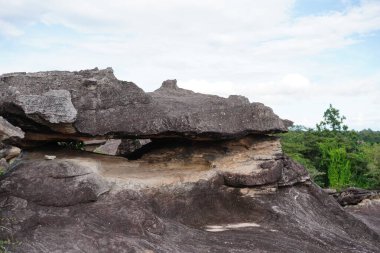 Phu Pha Thoep, Mukdahan 'da turistik bir merkezdir..