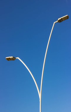 Bulutlu mavi gökyüzü