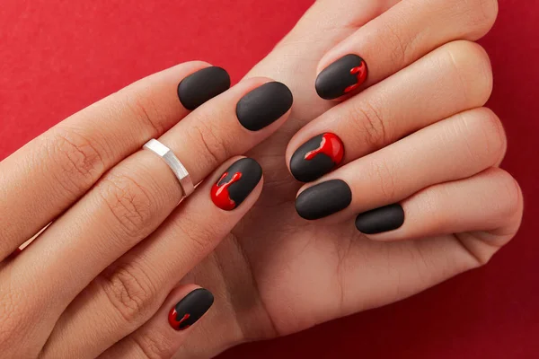 Manicured Female Hands Fashion Accessories Red Background Trendy Autumn Halloween — Stock Photo, Image