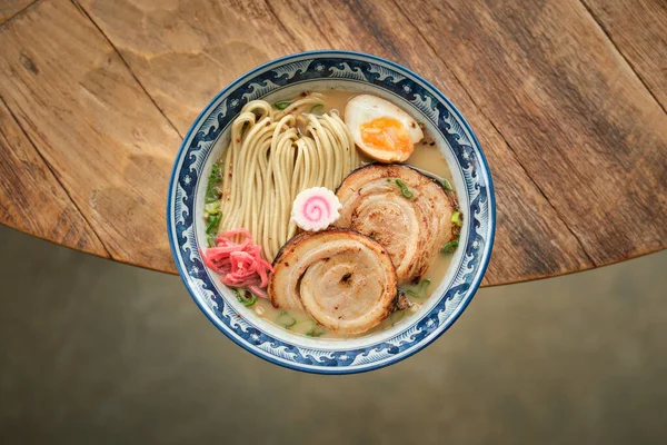 Top View Yummy Ramen Served Bowl Wooden Table Lunch Japanese — Stock Photo, Image