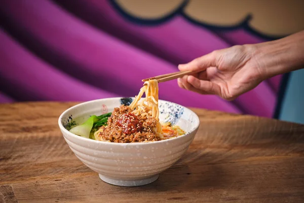 Stock Photo Unrecognized Person Enjoying Noodles Soup Japanese Restaurant — Stock Photo, Image