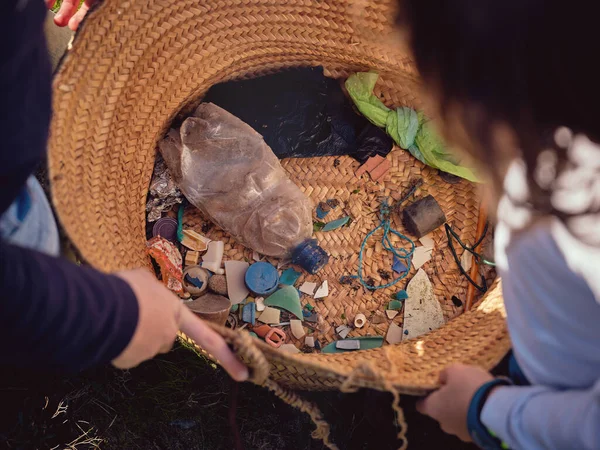 Crop Unrecognizable Preteen Children Observing Heap Picked Plastic Waste Garbage — Stock Photo, Image
