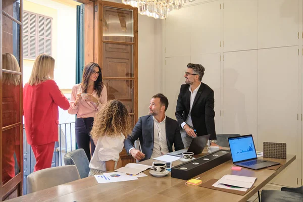 Group Cheerful Female Male Colleagues Formal Clothes Talking Break Office — Stock Photo, Image