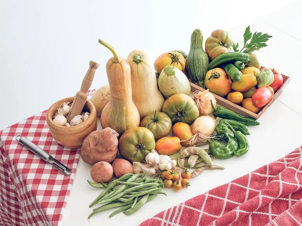 Uit Bovenstaande Samenstelling Van Verse Pompoenen Tomaten Met Aardappelen Geplaatst — Stockfoto