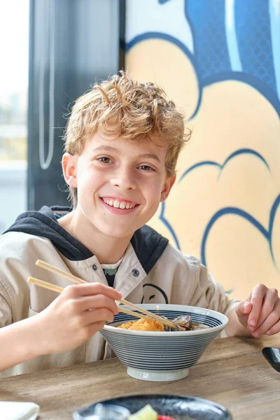 Smiling Boy Wooden Chopsticks Eating Delicious Asian Dish While Mussels — Stock Photo, Image