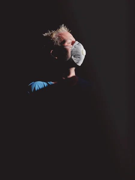 Side View Blond Haired Male Shaper Protective Respirator Mask Closed — Stock Photo, Image