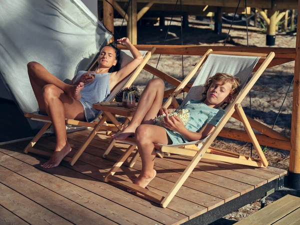 Full Body Mother Son Sitting Lounges While Resting Together Wooden — Stock Photo, Image