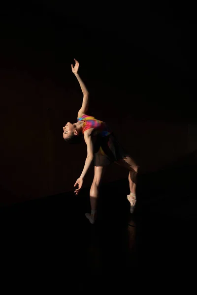Aquecimento Ensaio Bailarino Balé Profissional — Fotografia de Stock