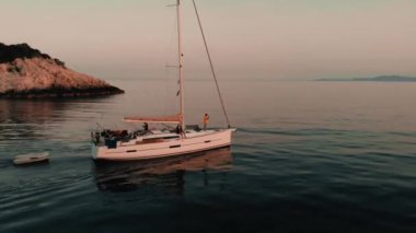 Hırvatistan 'ın sularında yüzen tekne