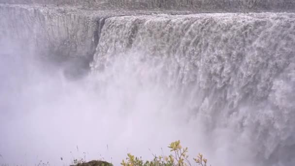Landschap Van Snelle Waterval Dettifoss Gelegen Vatnajokull National Park Het Stockvideo's
