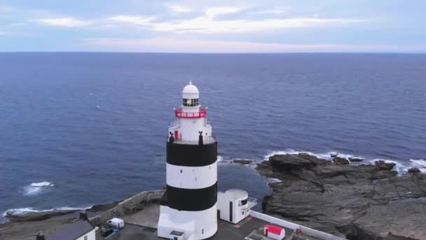 Picturesque Drone View Striped White Black Lighthouse Located Rocky Cliff — Stock Video