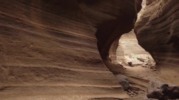 狭い渓谷と岩の形成 — ストック動画
