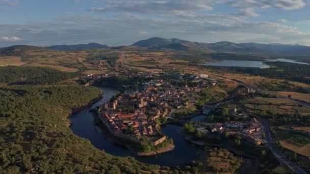 Erstaunliche Drone Ansicht Der Altstadt Von Buitrago Del Lozoya Von — Stockvideo