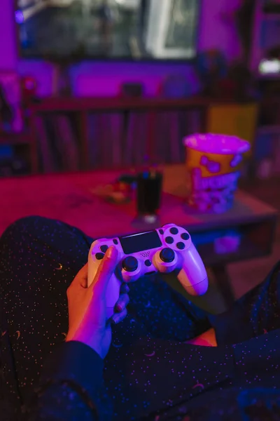 Girl Holding Video Game Controller She Living Room Night Pop — Stock Photo, Image
