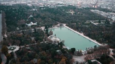 Madrid şehir binalarının hava manzarası